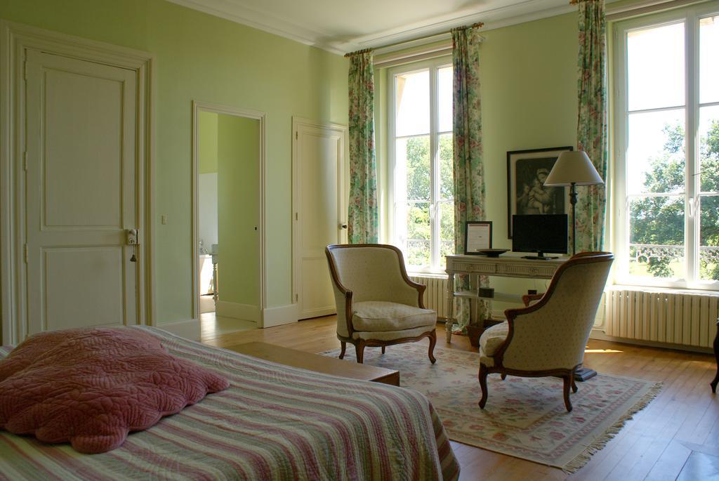 Saint-Léger 샤토 드 그르니에 B&B 객실 사진