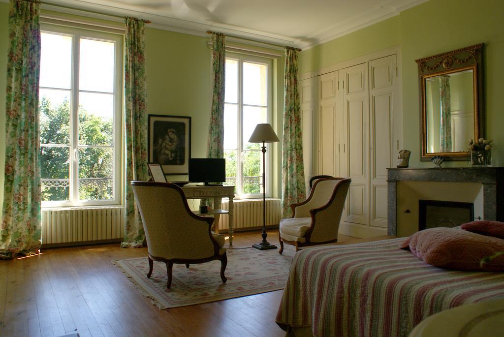 Saint-Léger 샤토 드 그르니에 B&B 객실 사진